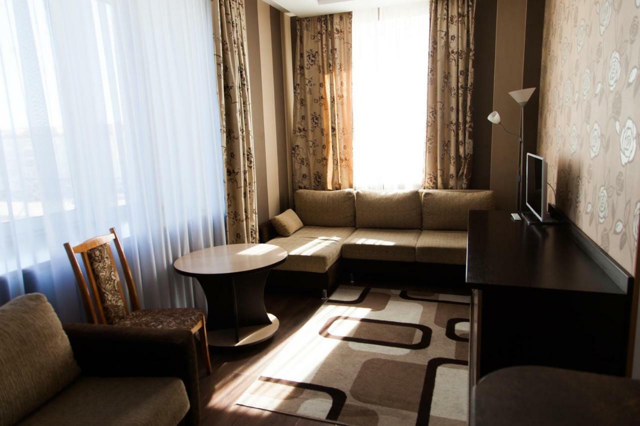 Dvina Hotel Полацк Екстериор снимка
