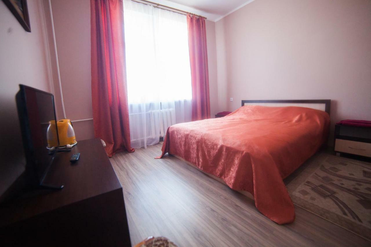 Dvina Hotel Полацк Екстериор снимка