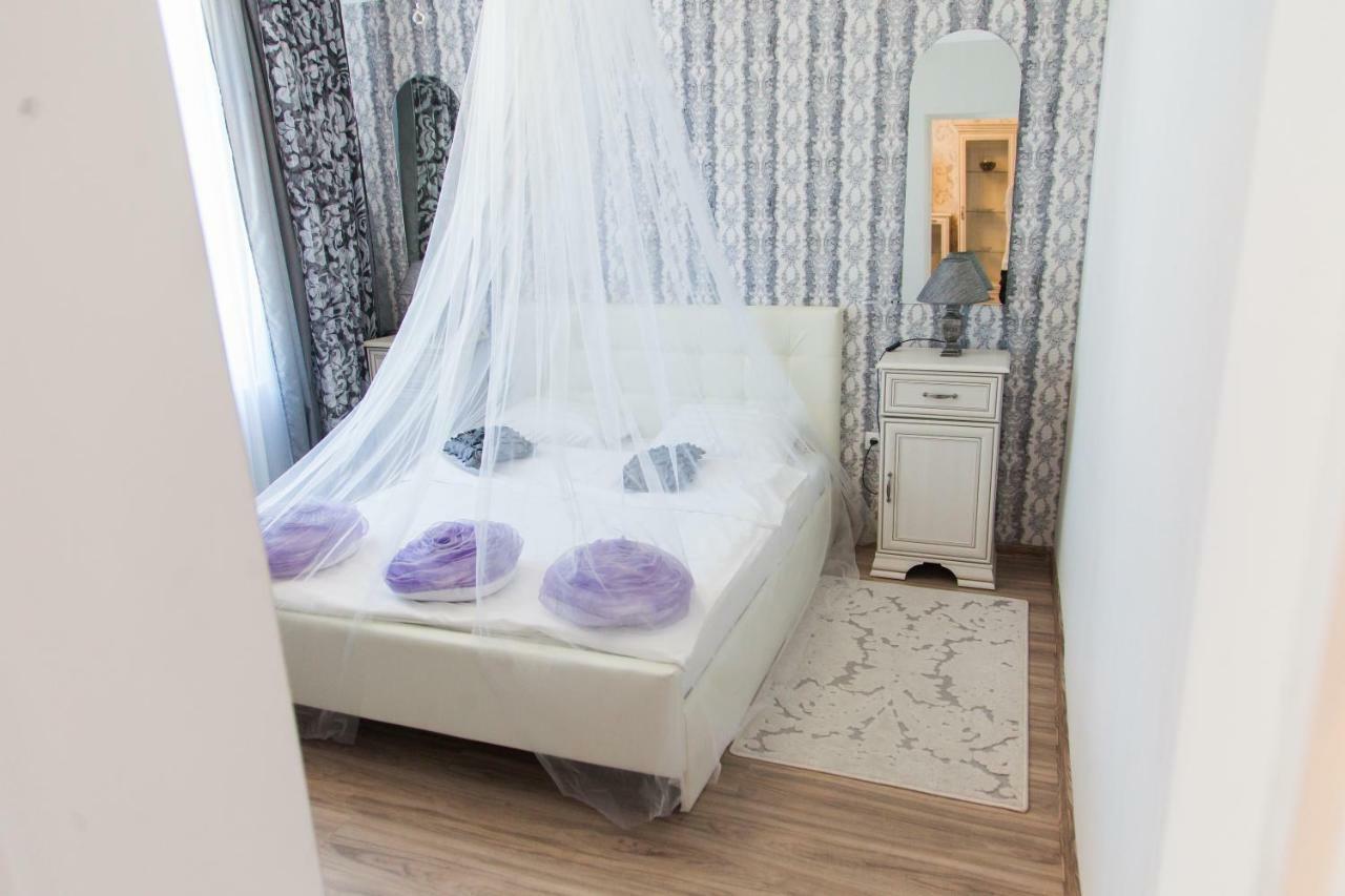 Dvina Hotel Полацк Екстериор снимка